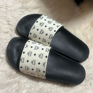 MCM white slides size 39
